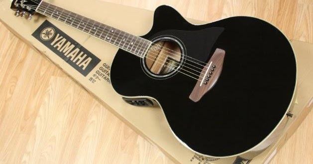 Gitar Yamaha